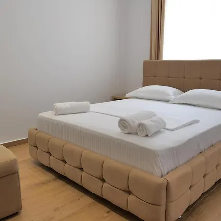 Summer Point فندق