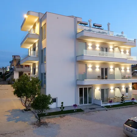 Summer Point Εξαμίλιο