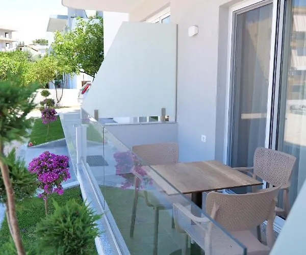 Summer Point 4* Ksamil